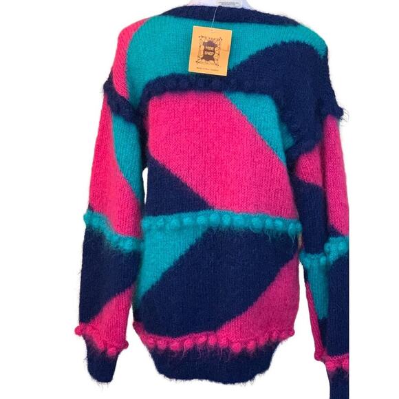 Handknits of New Zealand vintage mohair sweater, 3D, cozy, small, bright, NWT - Picture 3 of 9